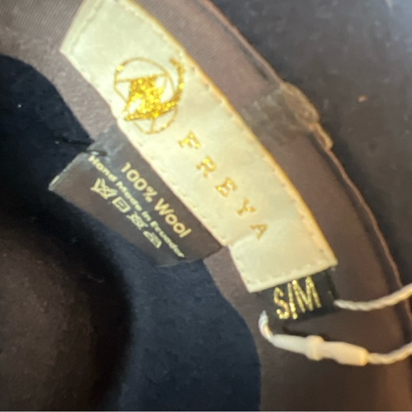 Freya x Veronica Beard Sz L Hat Peppercorn Navy Blue 100% Wool NWT $248 - Picture 9 of 10